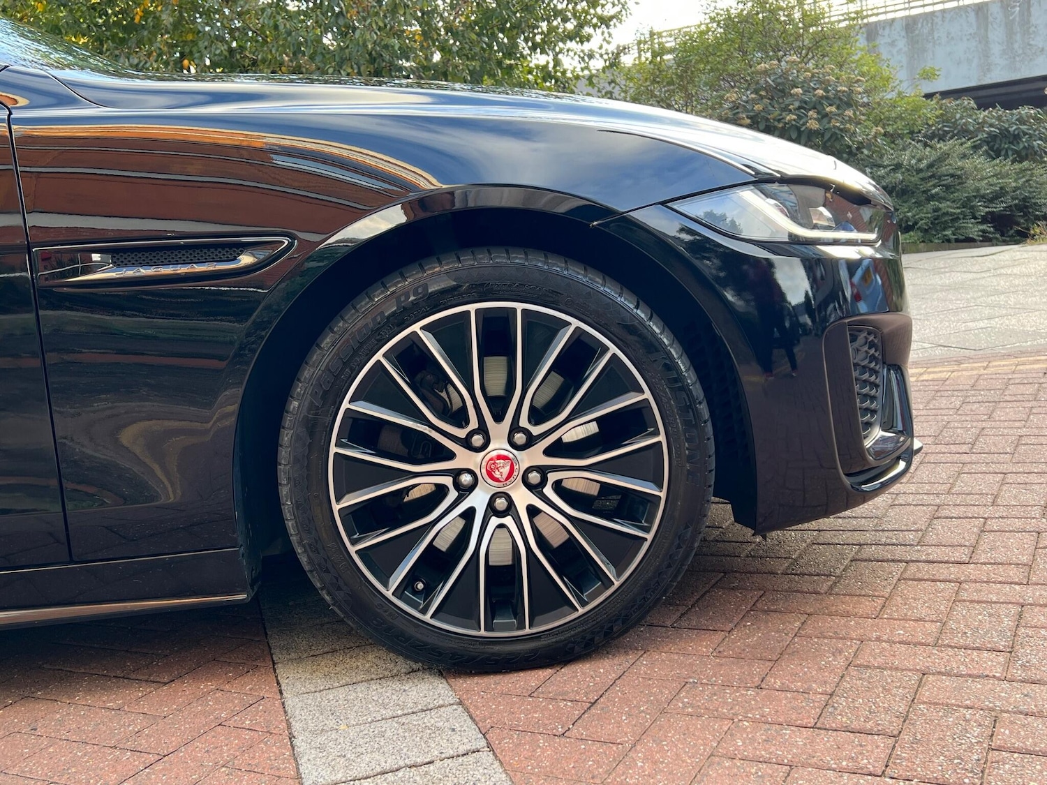 Used Jaguar XE 2019 for sale - 78029205: Photo 23