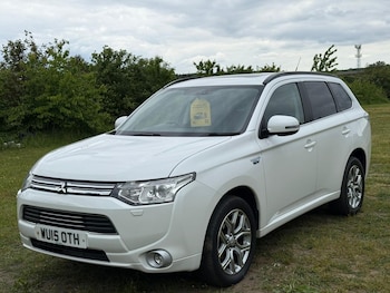 Used Mitsubishi Outlander 2015 for sale - 78608088: Photo