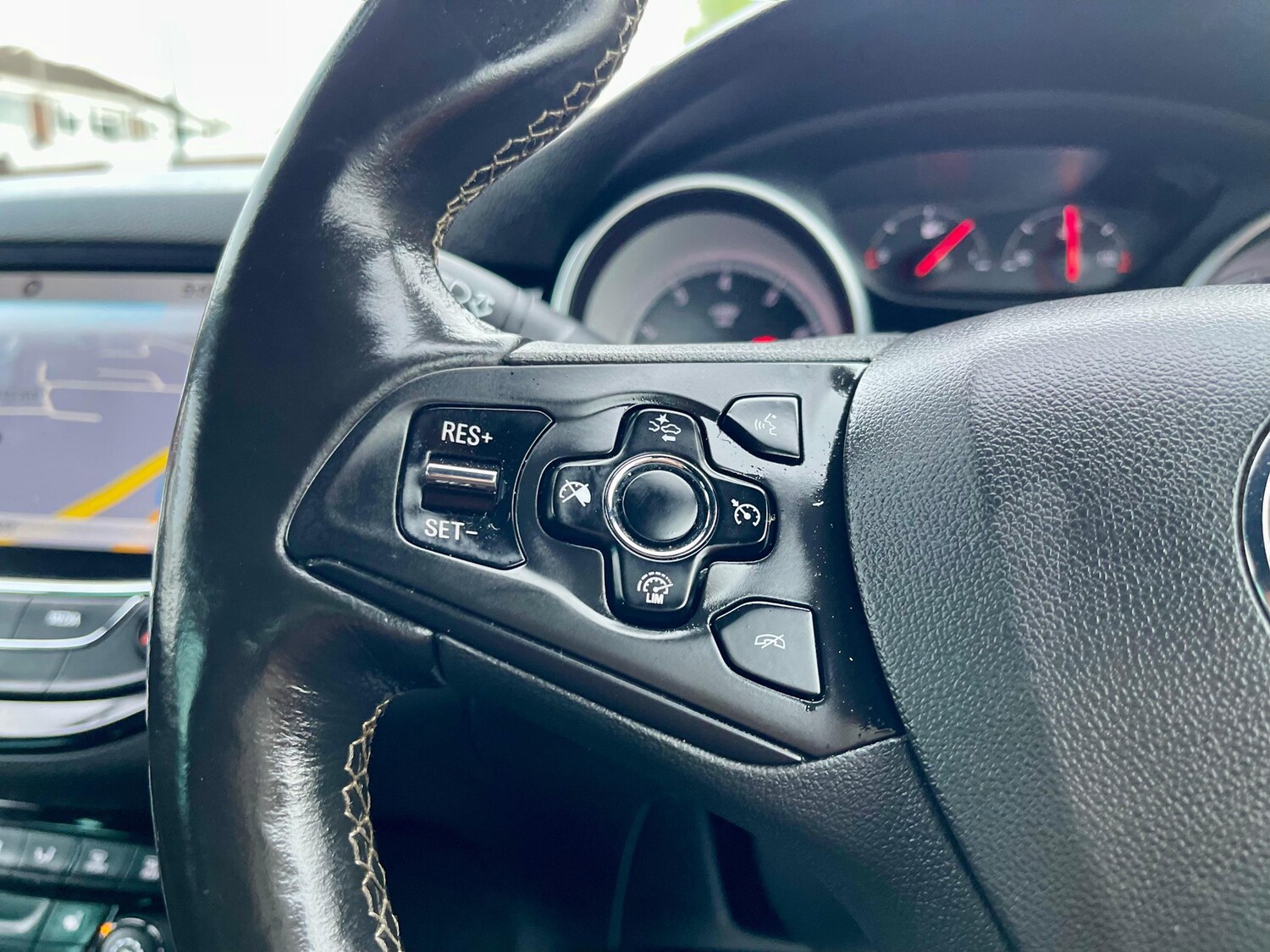 Used Vauxhall Astra 2017 for sale - 78139773: Photo 21