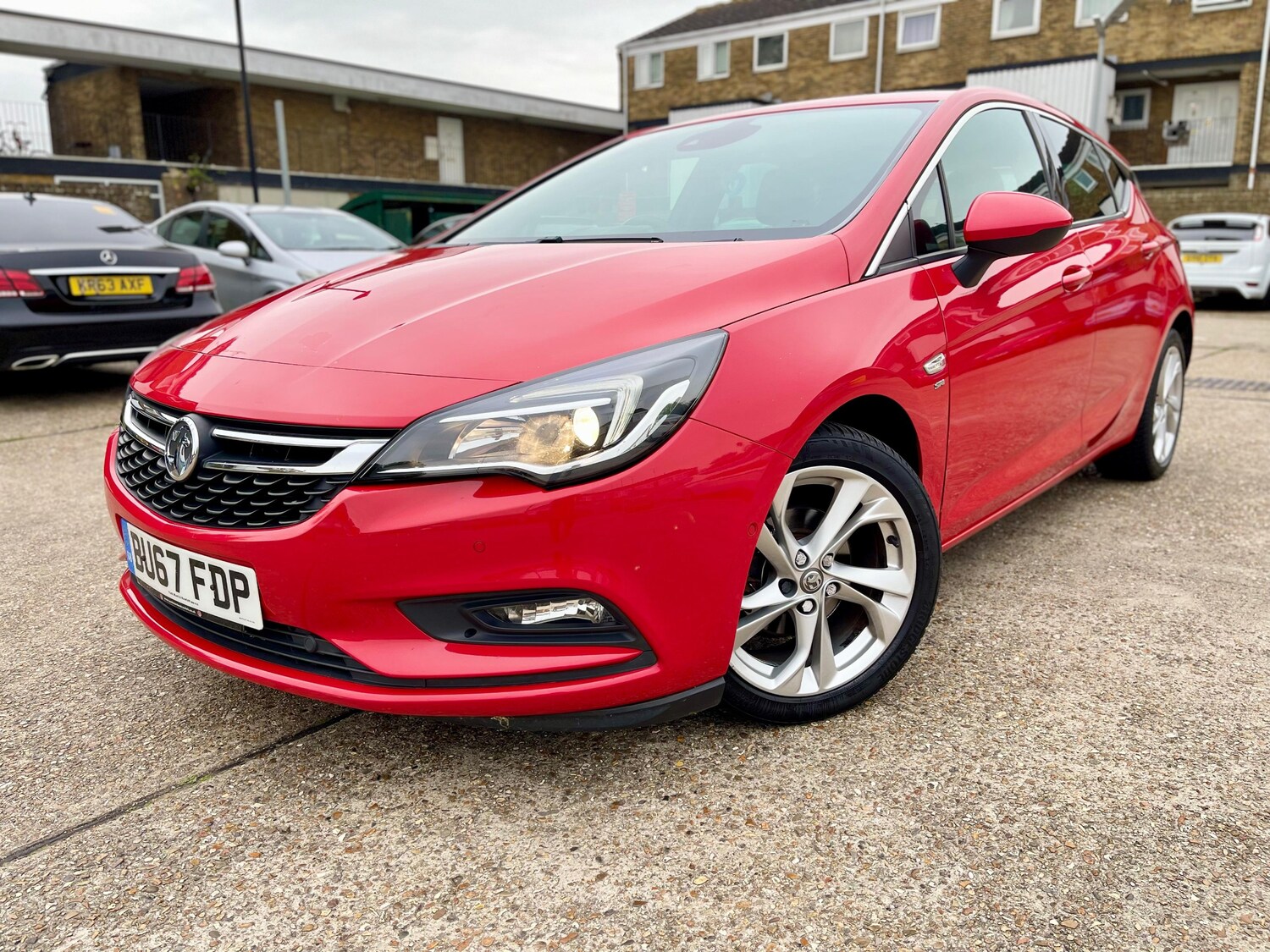 Used Vauxhall Astra 2017 for sale - 78139773: Photo 3