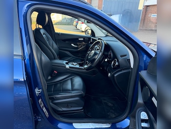 Used Mercedes-Benz GLC 2019 for sale - 78159184: Photo