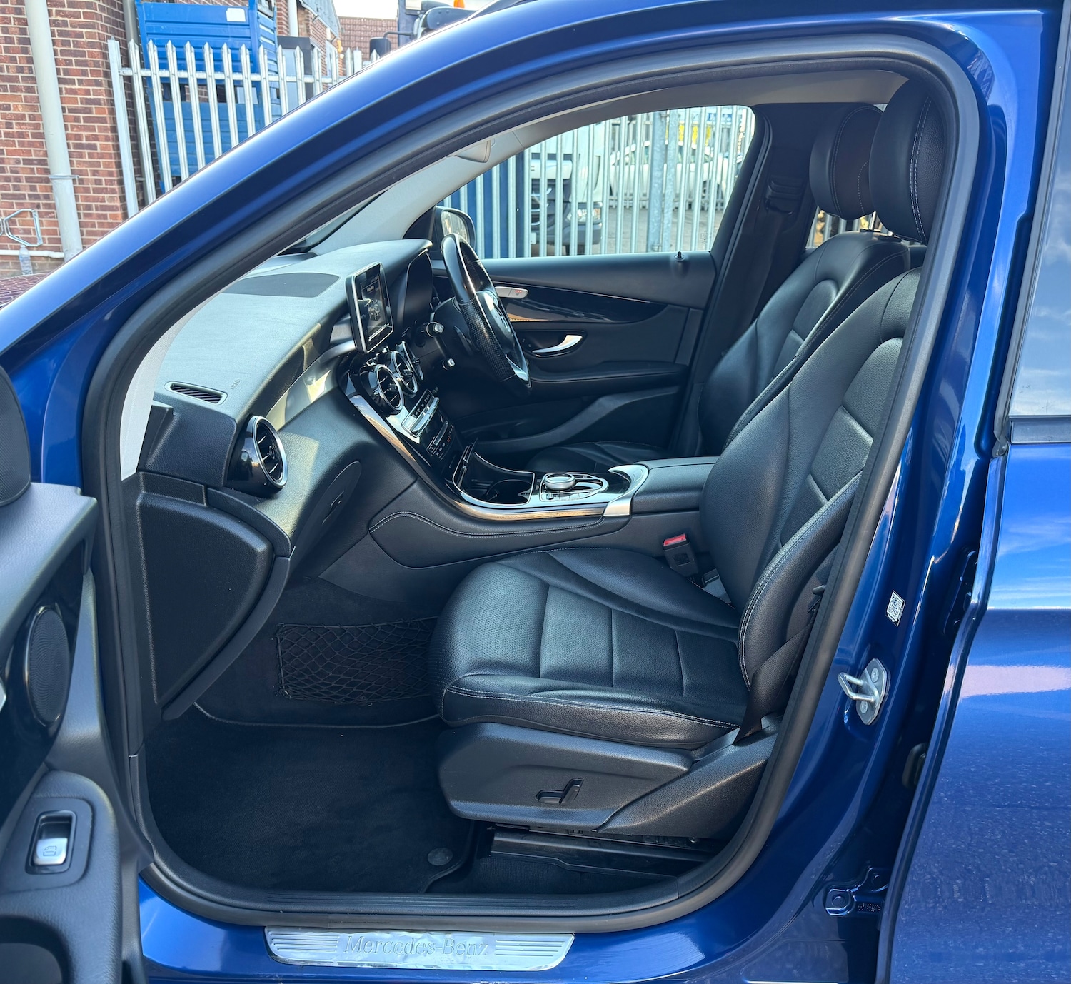 Used Mercedes-Benz GLC 2019 for sale - 78159184: Photo 24