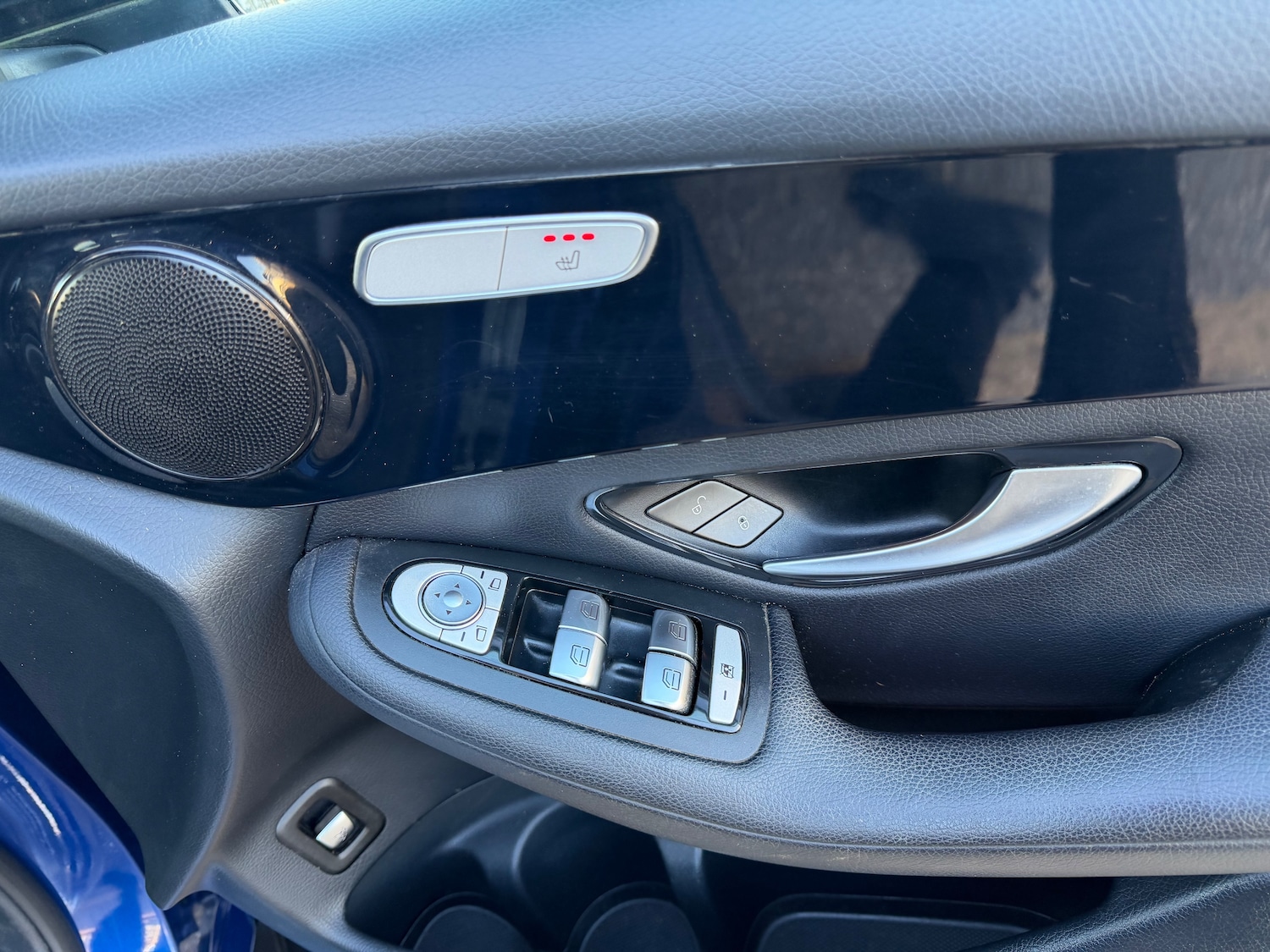 Used Mercedes-Benz GLC 2019 for sale - 78159184: Photo 5