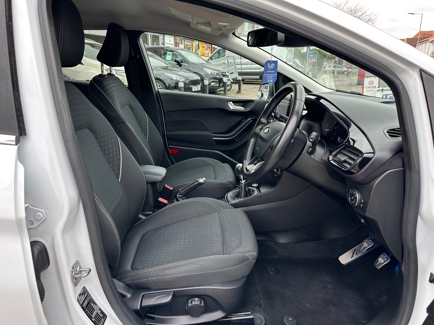 Used Ford Fiesta 2017 for sale - 78002060: Photo 9