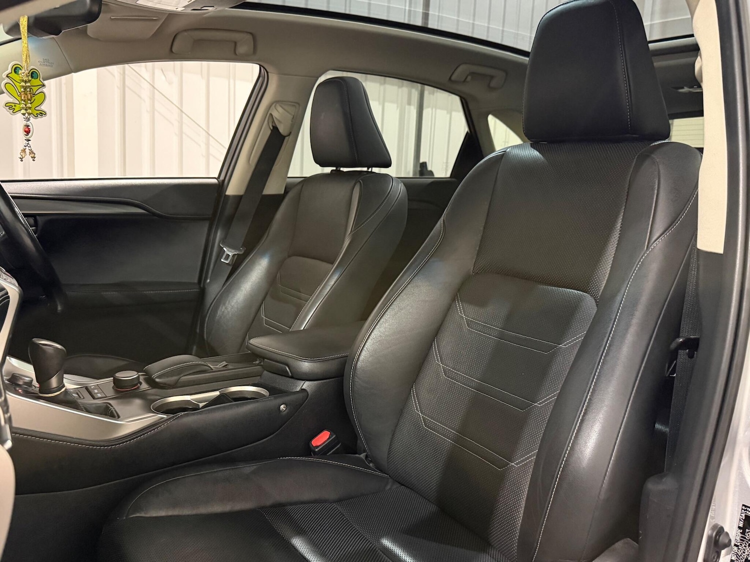 Used Lexus NX 2015 for sale - 77942322: Photo 12