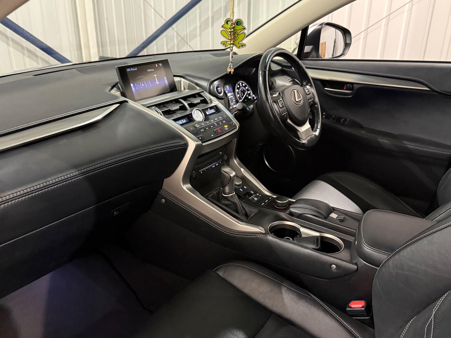 Used Lexus NX 2015 for sale - 77942322: Photo 13