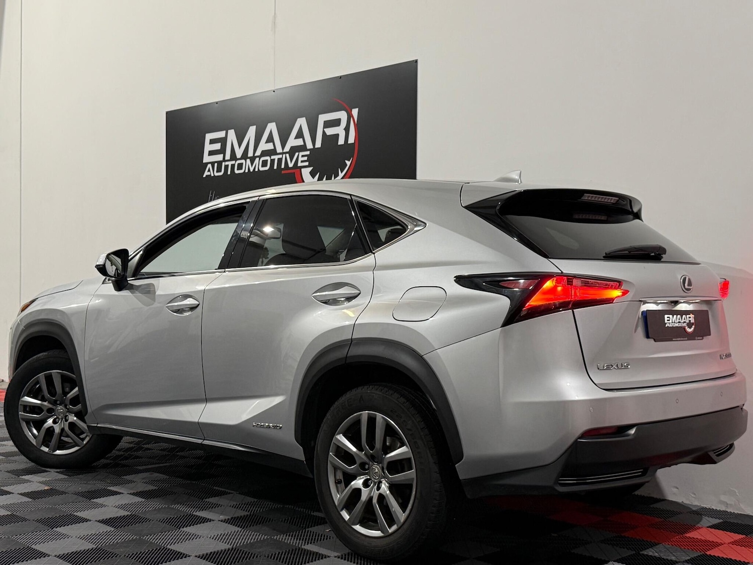 Used Lexus NX 2015 for sale - 77942322: Photo 4