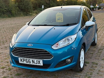 Used Ford Fiesta 2016 for sale - 79197993: Photo