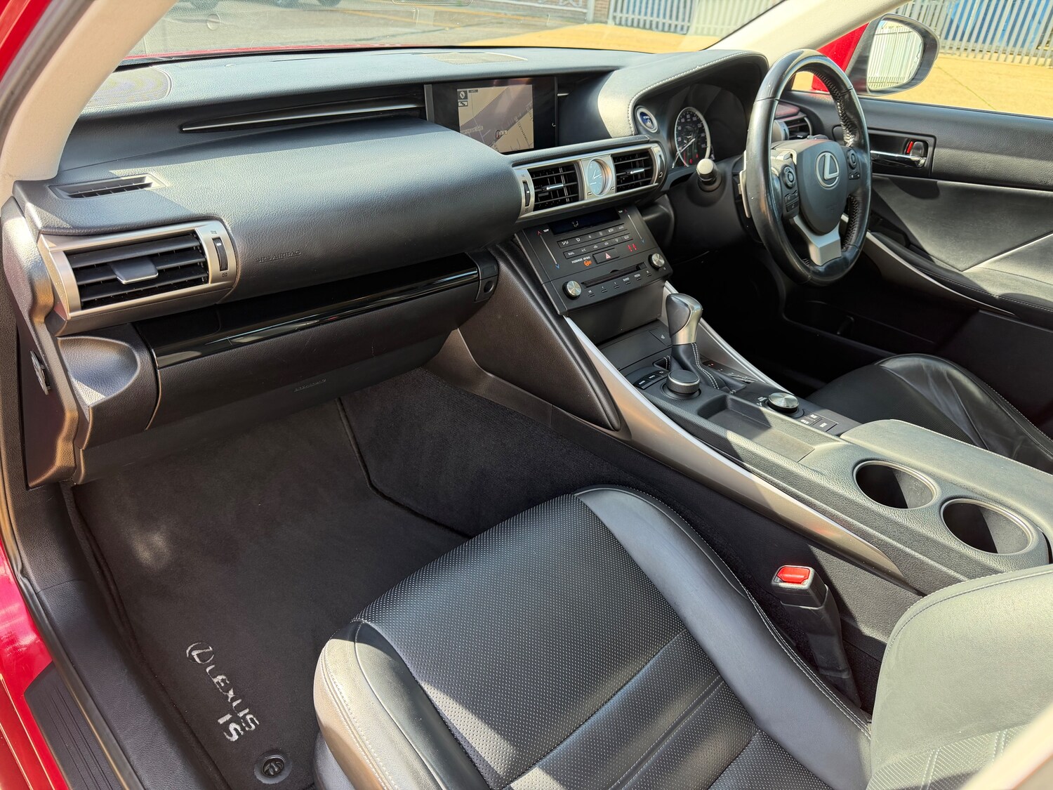 Used Lexus IS 2016 for sale - 78001975: Photo 11