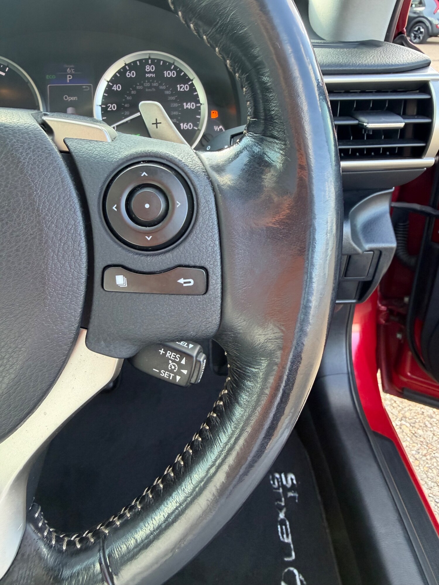 Used Lexus IS 2016 for sale - 78001975: Photo 16