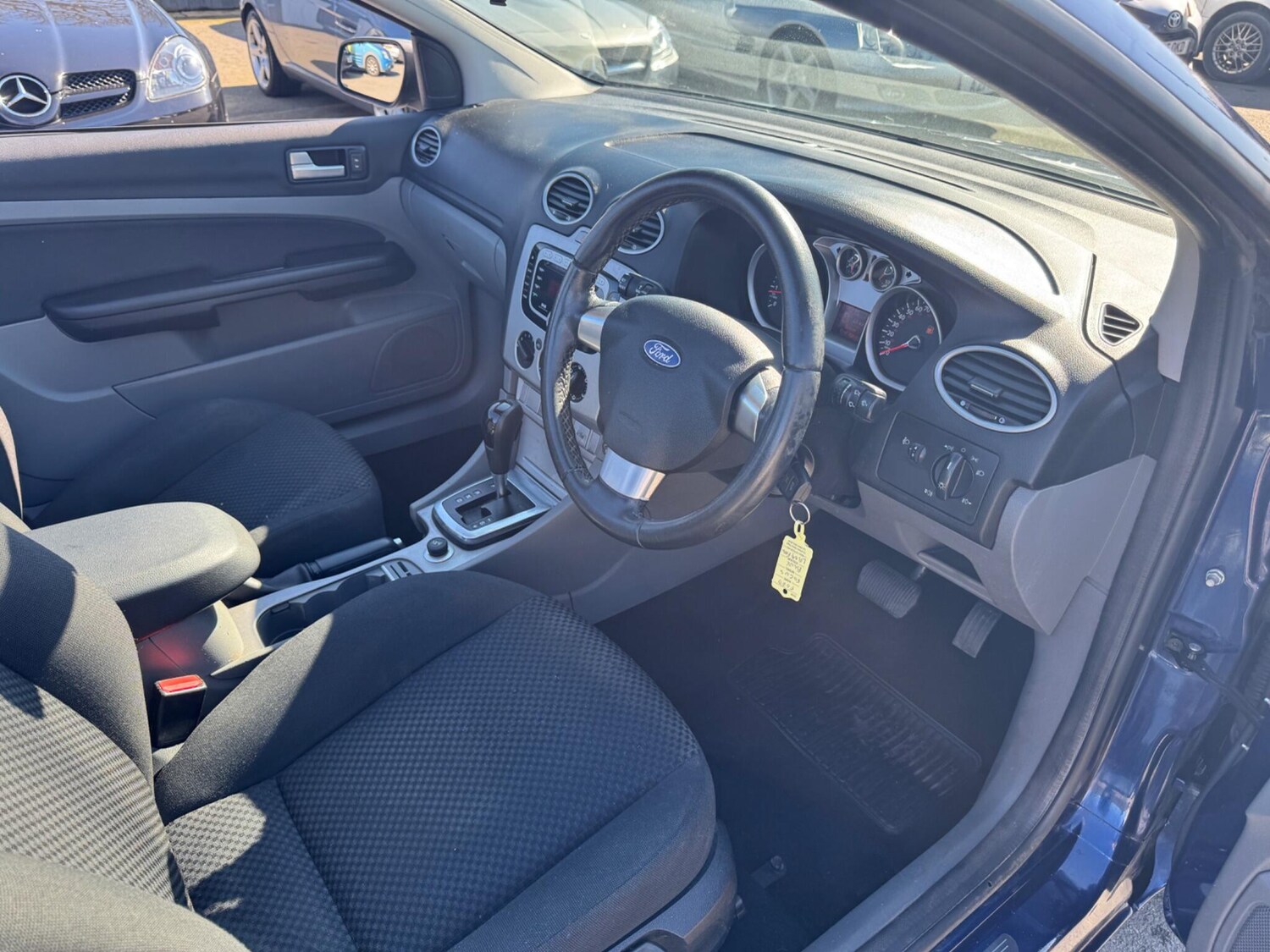 Used Ford Focus CC 2009 for sale - 78009341: Photo 19