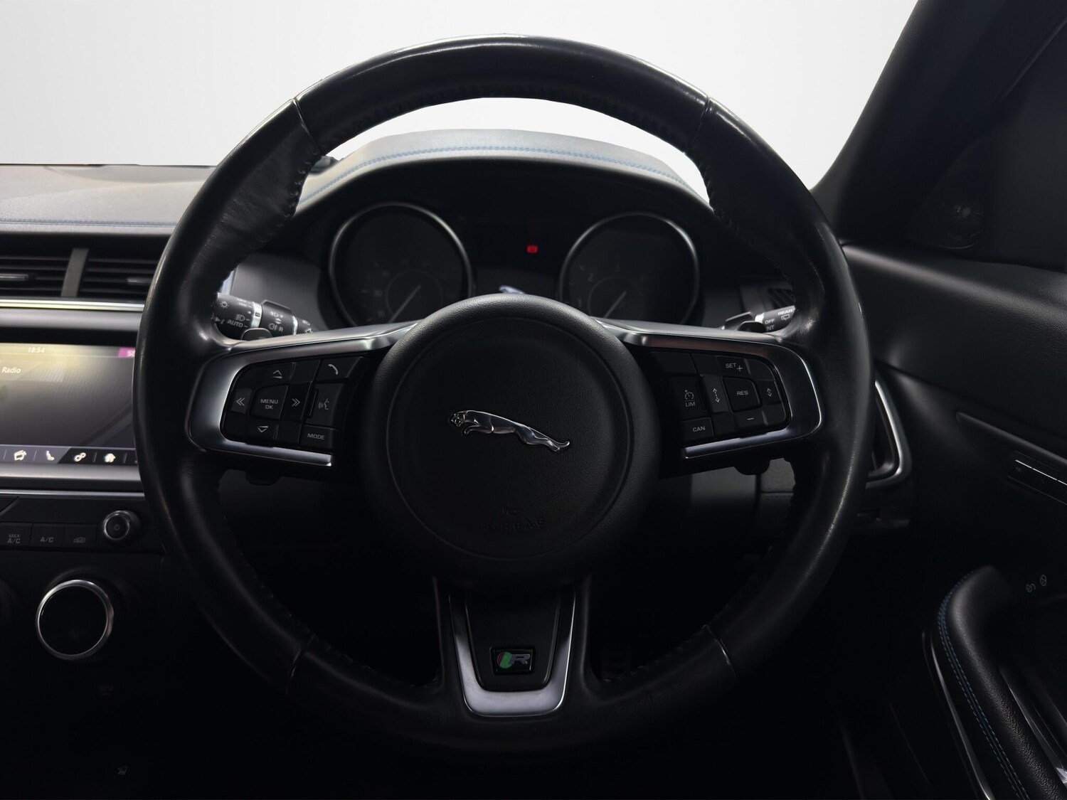 Used Jaguar E-Pace 2018 for sale - 77927679: Photo 10