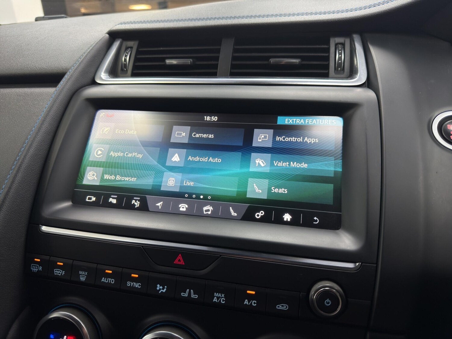 Used Jaguar E-Pace 2018 for sale - 77927679: Photo 21