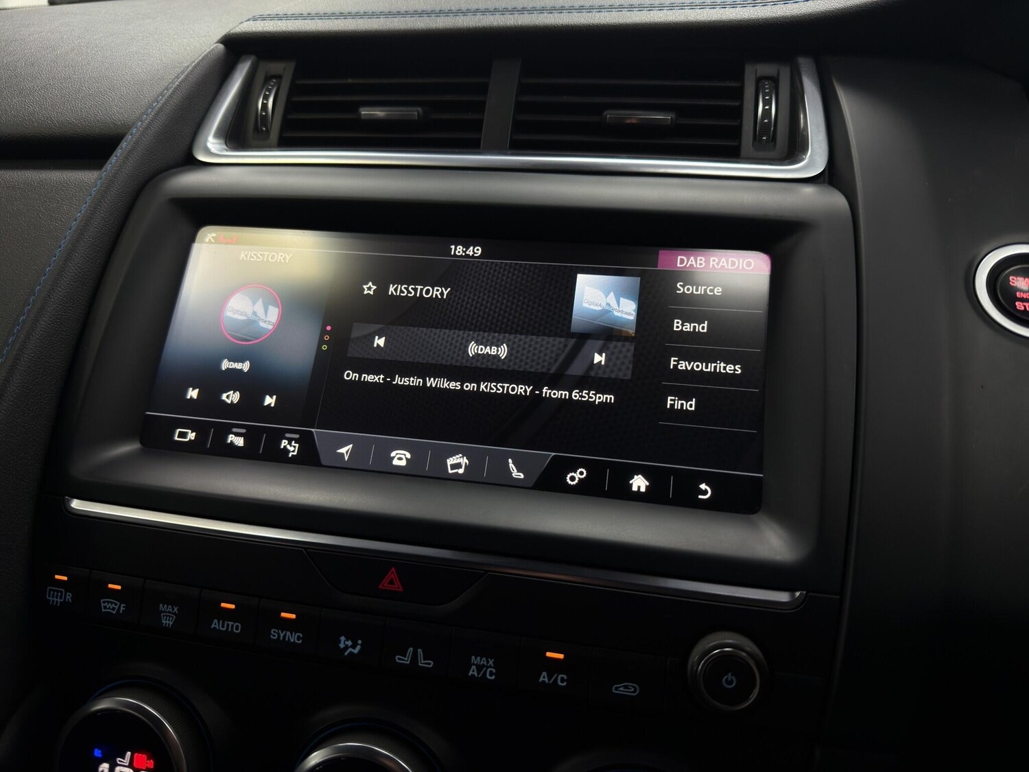 Used Jaguar E-Pace 2018 for sale - 77927679: Photo 25