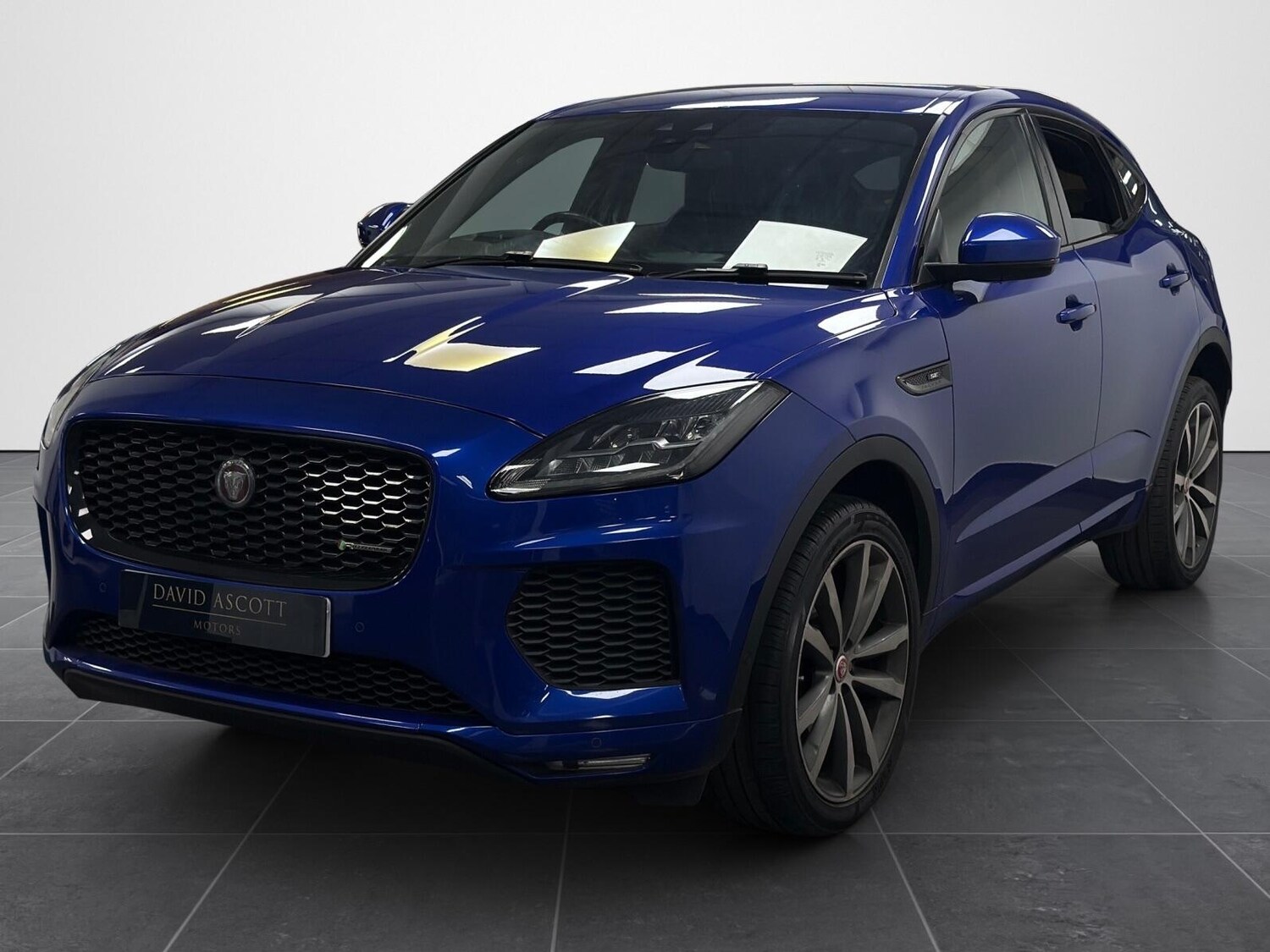 Used Jaguar E-Pace 2018 for sale - 77927679: Photo 4