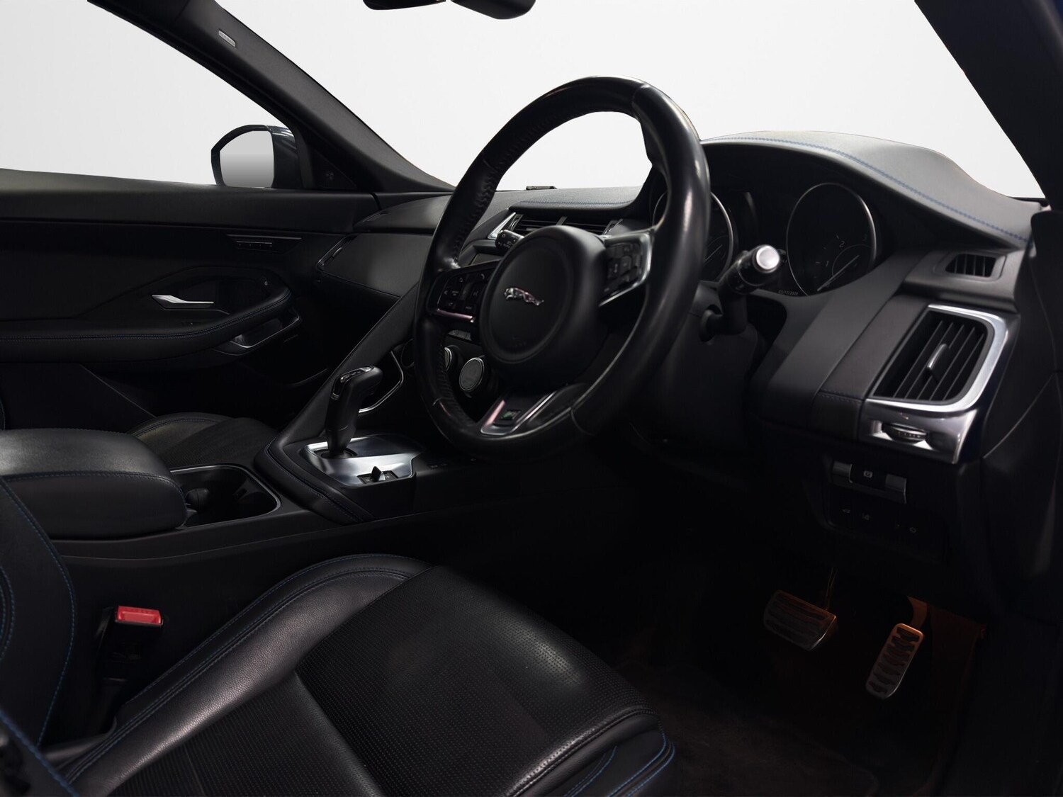 Used Jaguar E-Pace 2018 for sale - 77927679: Photo 9