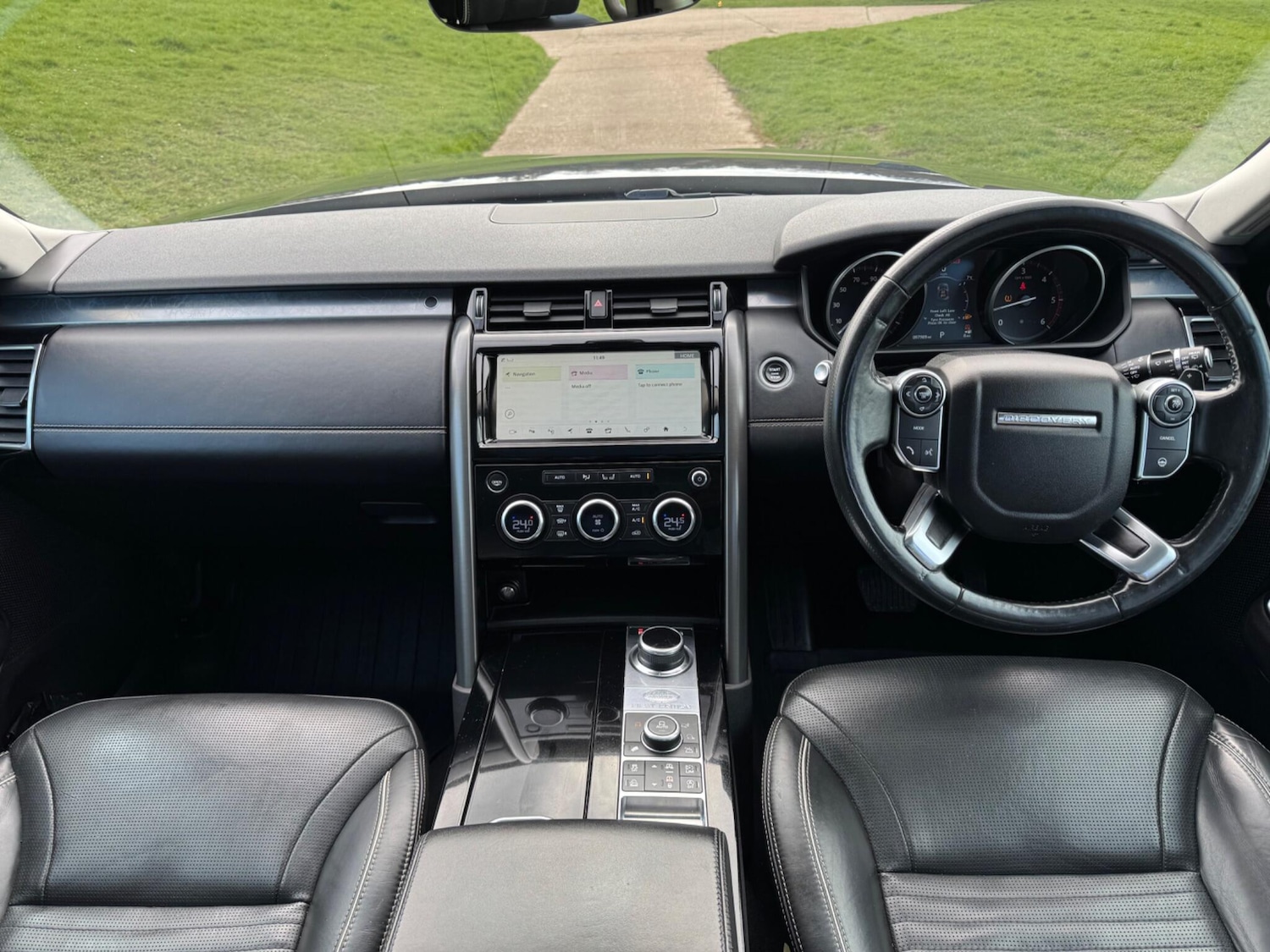 Used Land Rover Discovery 2017 for sale - 77927955: Photo 17