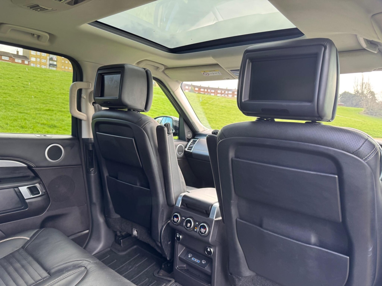 Used Land Rover Discovery 2017 for sale - 77927955: Photo 19