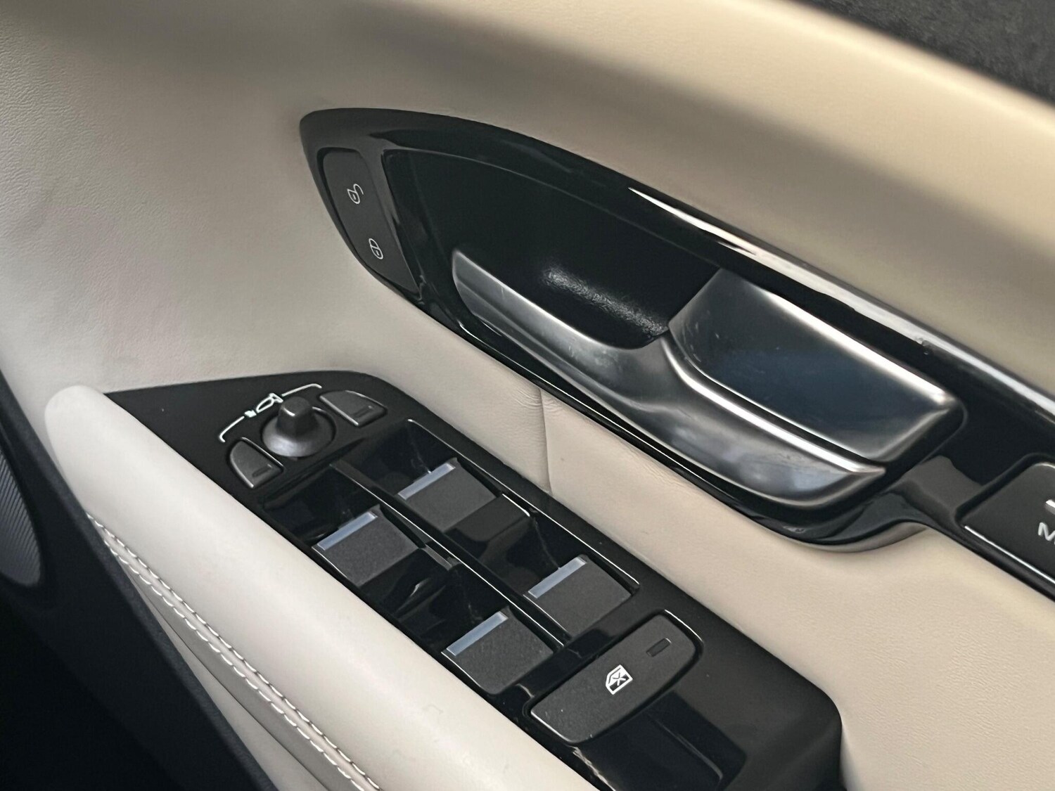 Used Land Rover Range Rover Evoque 2016 for sale - 78029249: Photo 14