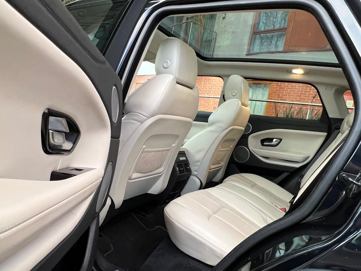 Used Land Rover Range Rover Evoque 2016 for sale - 78029249: Photo 25