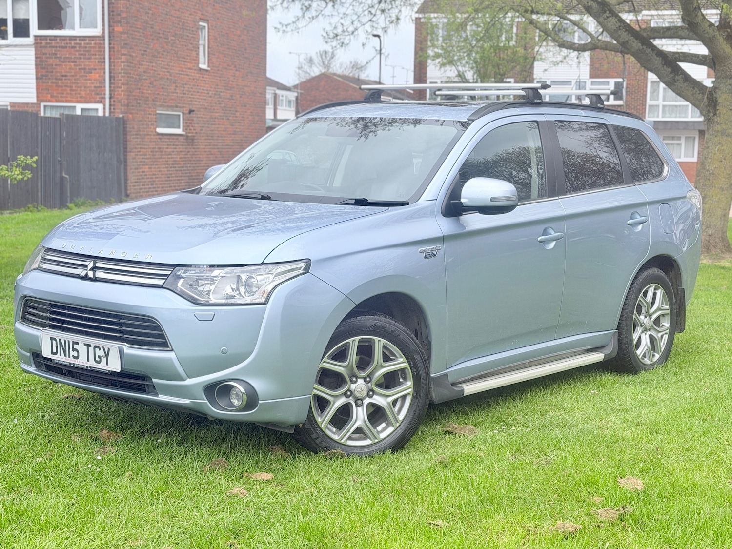 Used Mitsubishi Outlander 2015 for sale - 78098022: Photo 2
