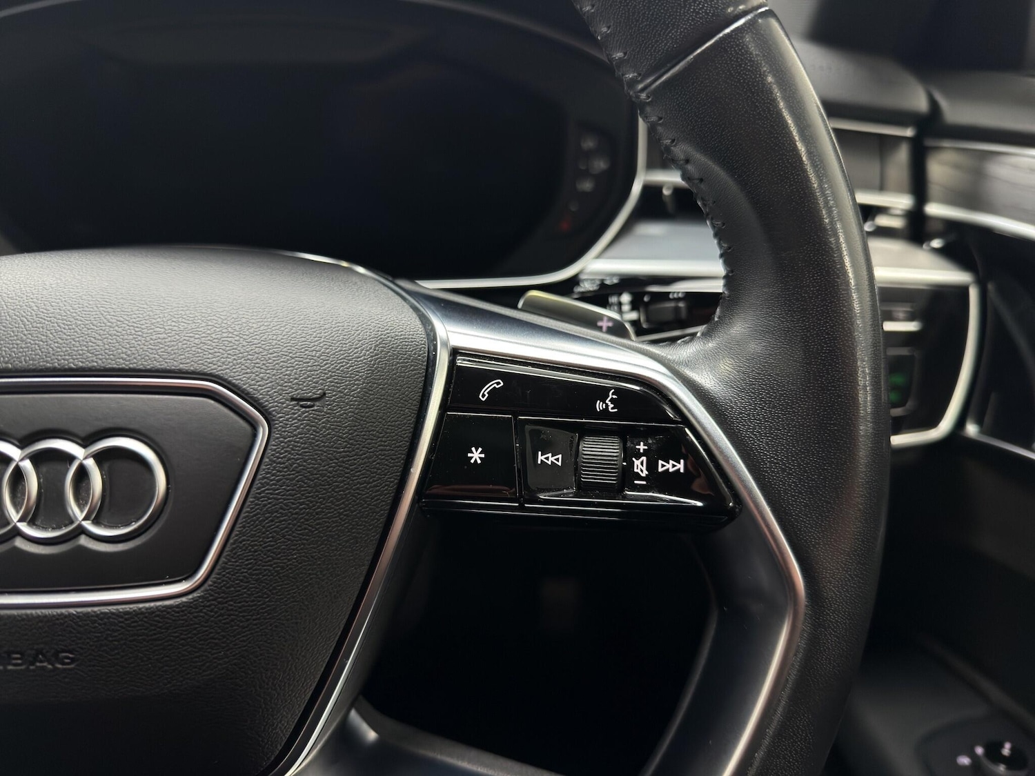 Used Audi A8 2019 for sale - 77762476: Photo 14