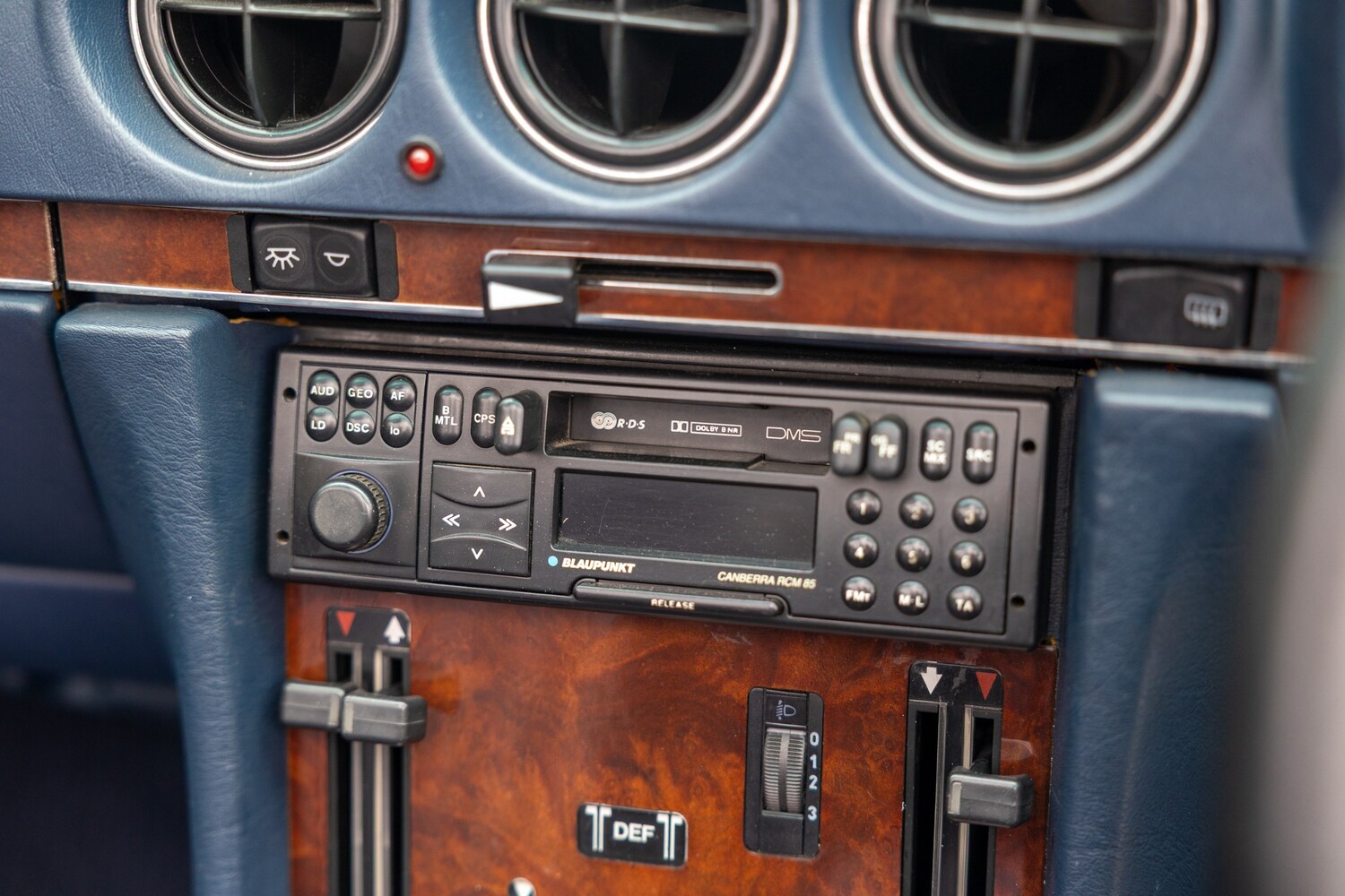 Used Mercedes-Benz SL for sale - 77927672: Photo 24