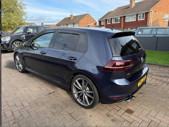 Used Volkswagen Golf 2017 for sale - 78482204: Photo