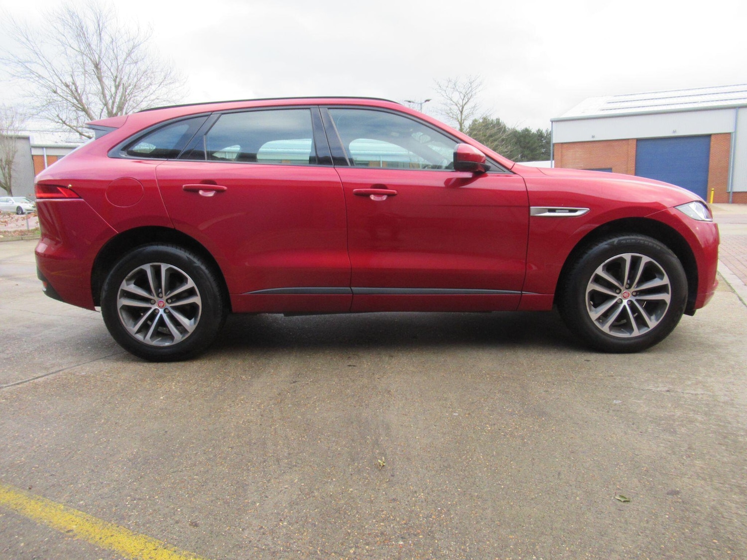 Used Jaguar F-Pace 2018 for sale - 78015781: Photo 2