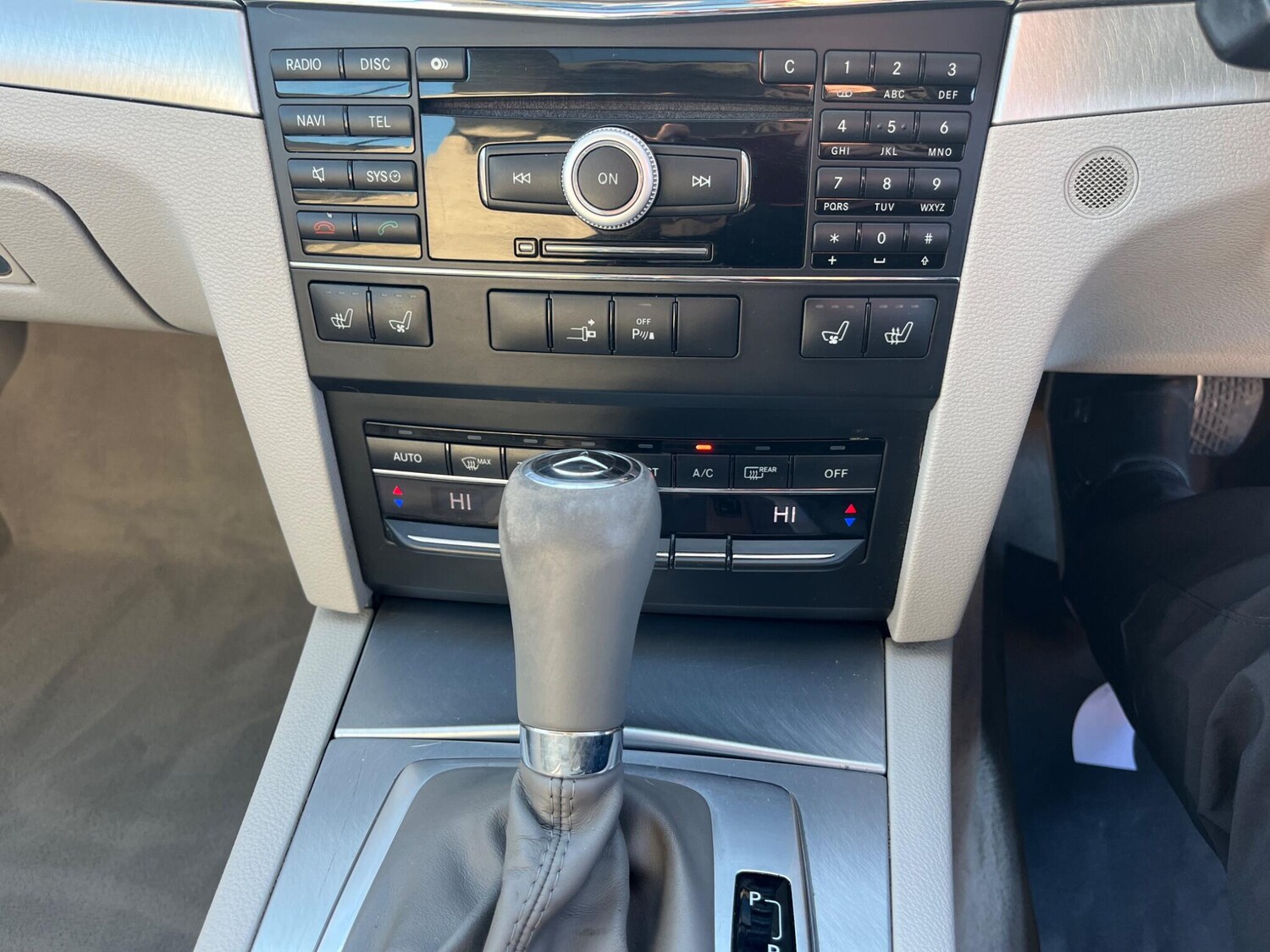 Used Mercedes-Benz E Class 2009 for sale - 77762592: Photo 24