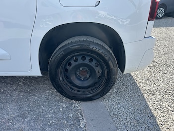 Used Vauxhall Combo 2023 for sale - 78242564: Photo