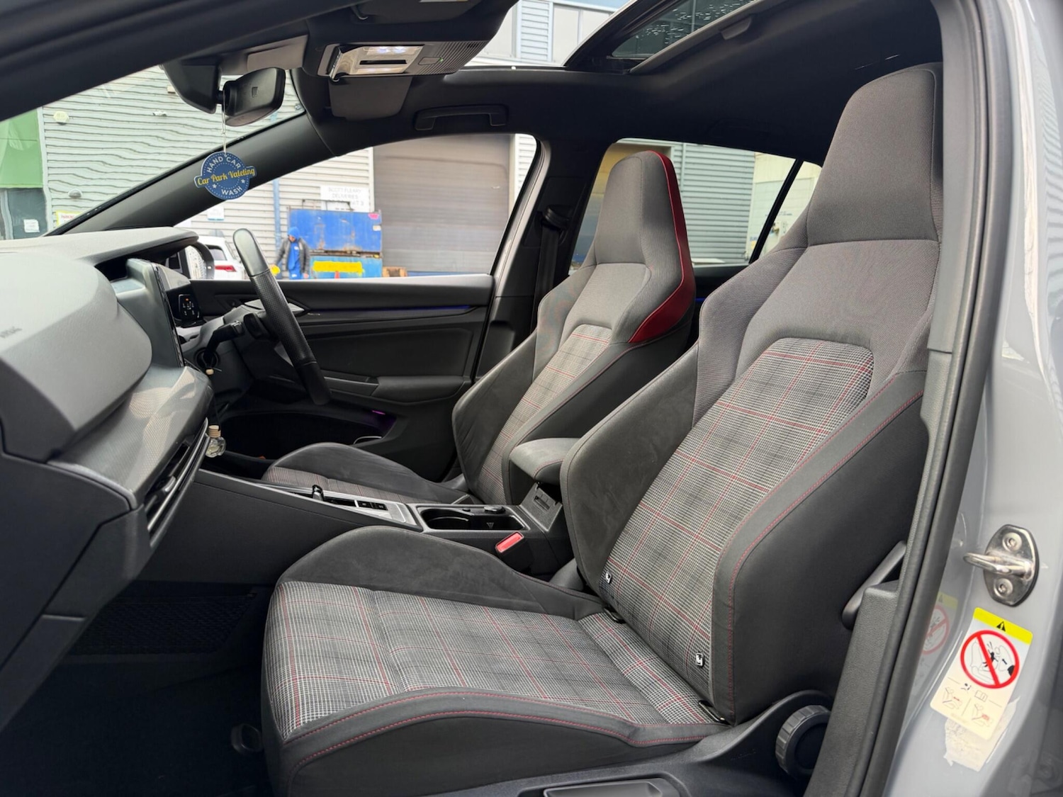 Used Volkswagen Golf 2020 for sale - 77942341: Photo 11