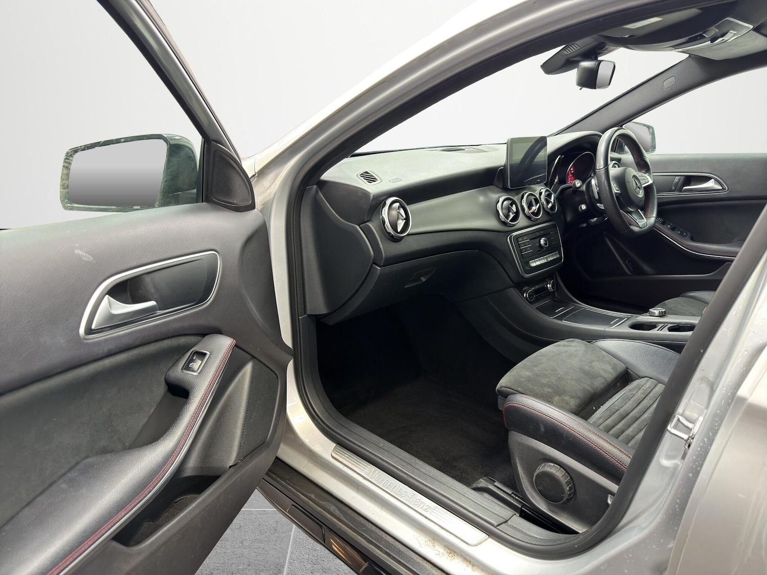 Used Mercedes-Benz GLA 2019 for sale - 77786353: Photo 14