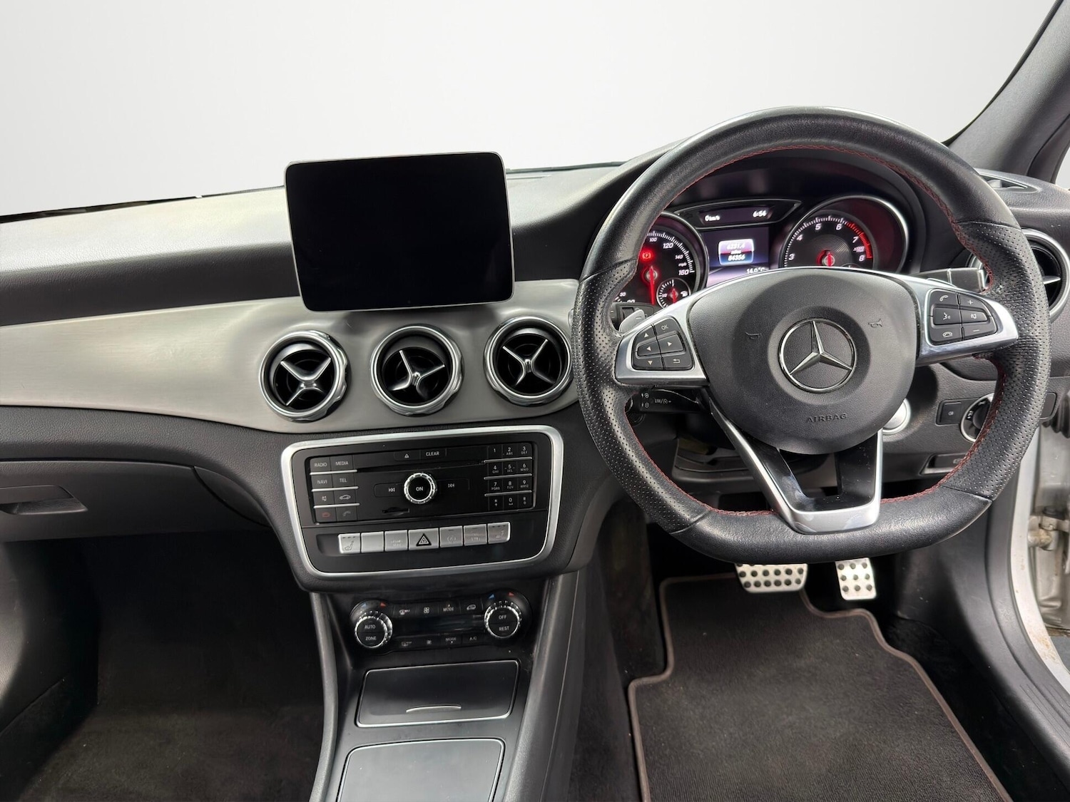 Used Mercedes-Benz GLA 2019 for sale - 77786353: Photo 16