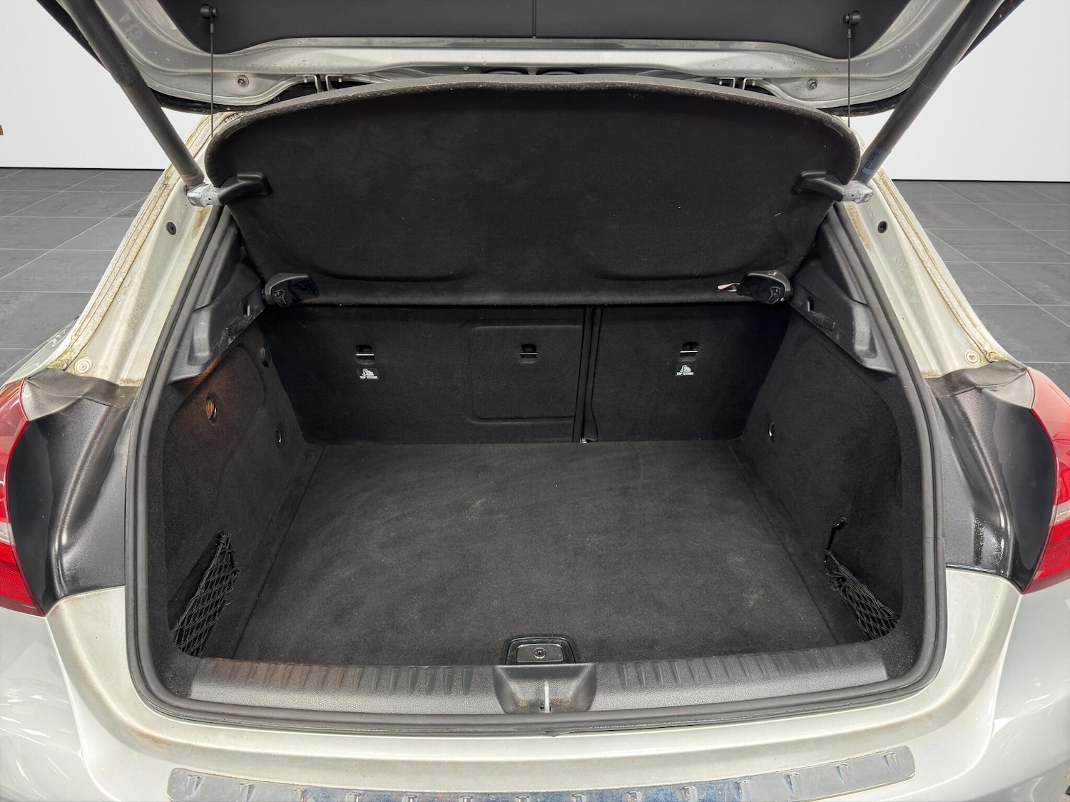 Used Mercedes-Benz GLA 2019 for sale - 77786353: Photo 8