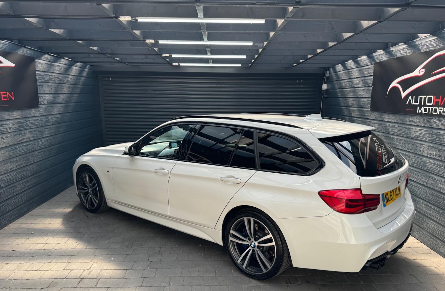 Used BMW 3 Series 2017 for sale - 78002126: Photo 2