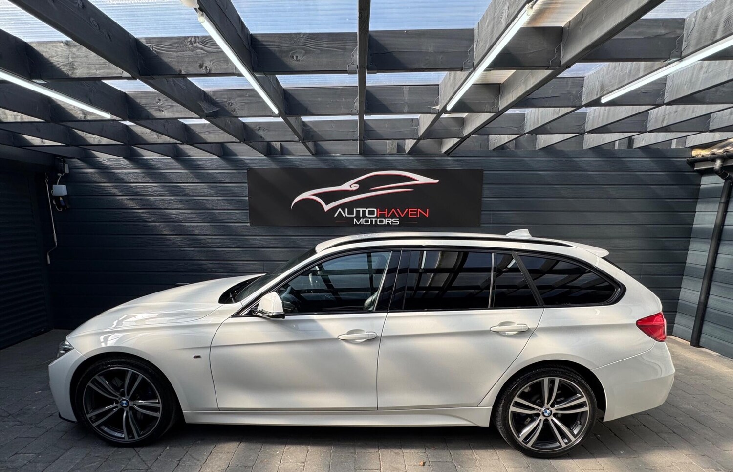 Used BMW 3 Series 2017 for sale - 78002126: Photo 25