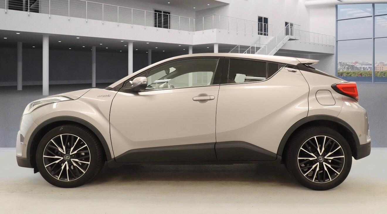 Used Toyota C-HR 2017 for sale - 78036894: Photo 11