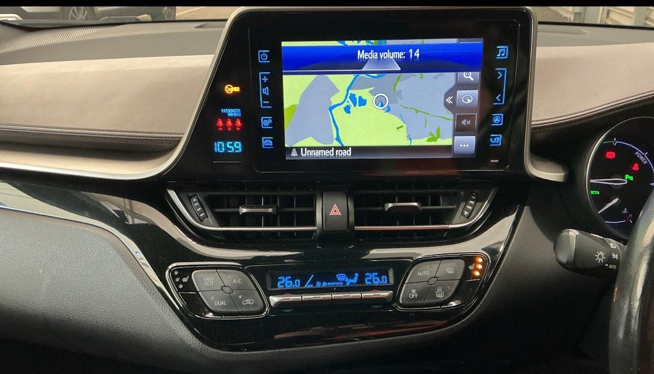 Used Toyota C-HR 2017 for sale - 78036894: Photo 8