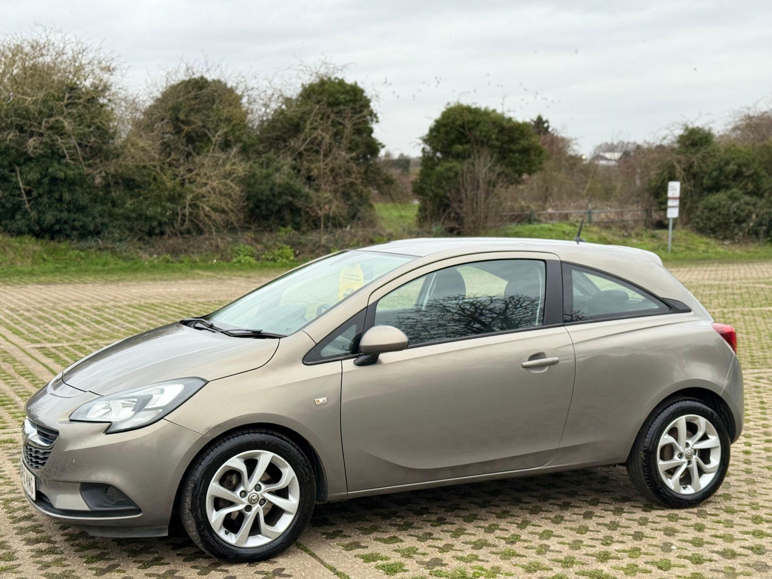 Used Vauxhall Corsa 2015 for sale - 78029176: Photo 6