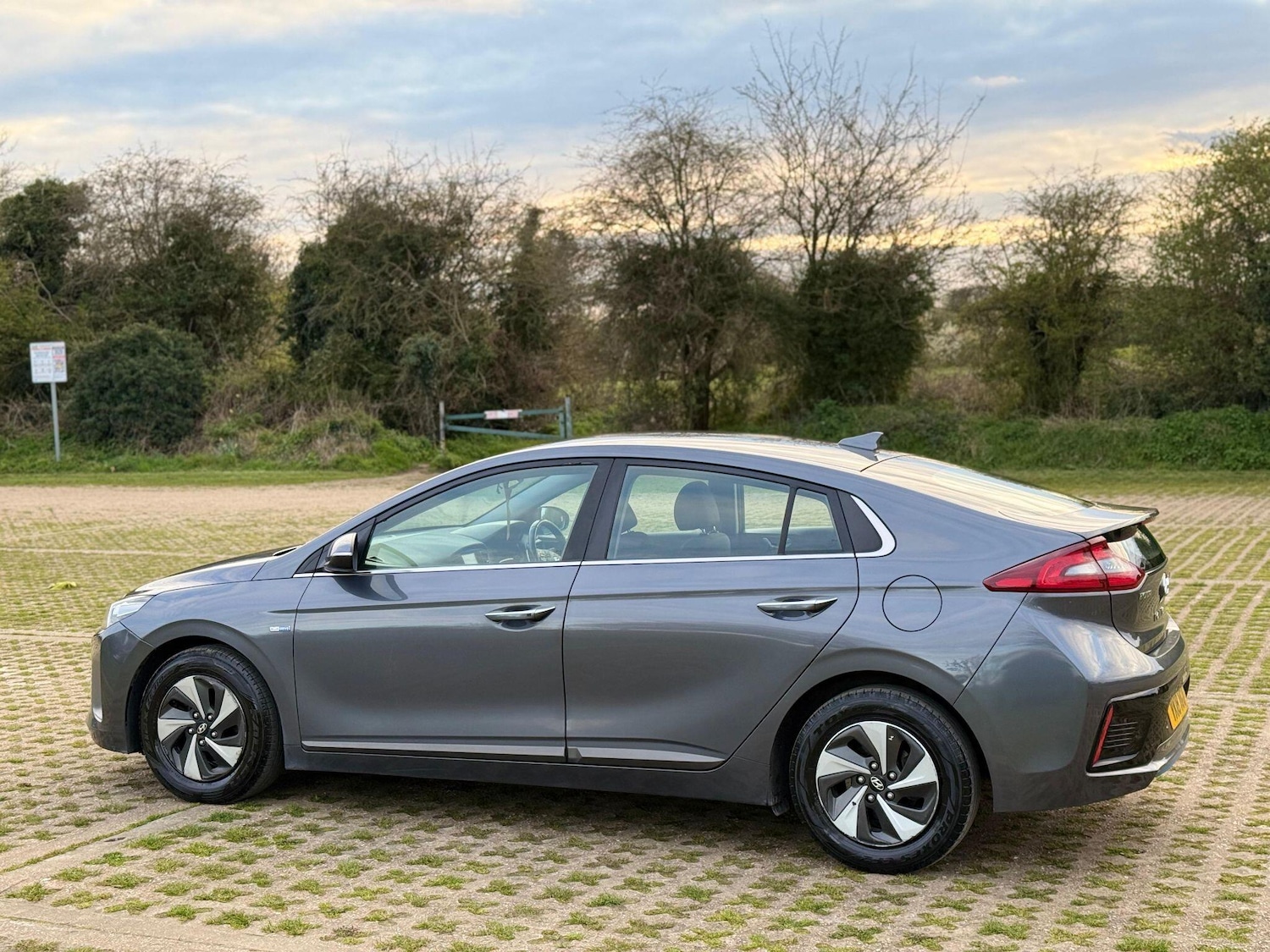 Used Hyundai IONIQ 2018 for sale - 78049901: Photo 8