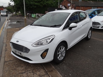 Used Ford Fiesta 2017 for sale - 78794202: Photo