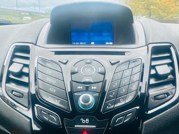 Used Ford Fiesta 2017 for sale - 78098031: Photo 11