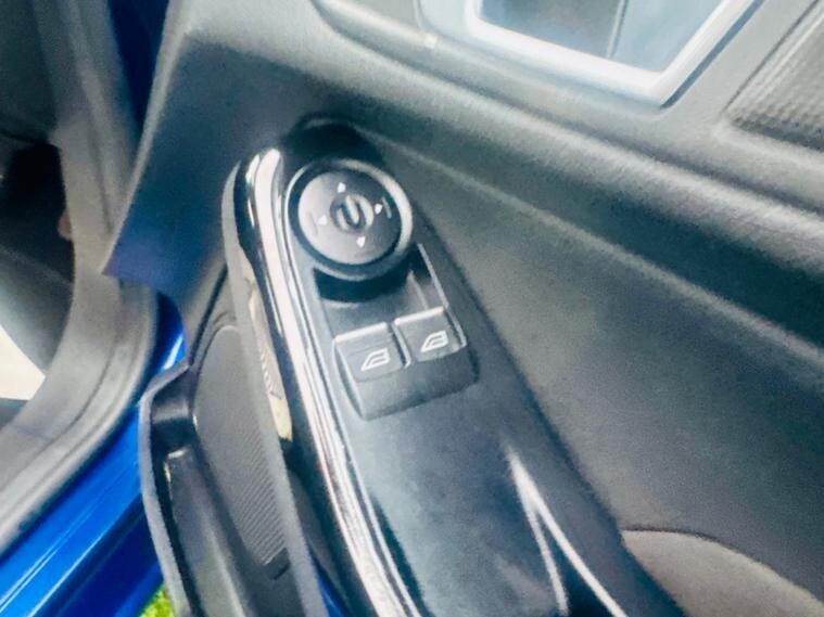 Used Ford Fiesta 2017 for sale - 78098031: Photo 5