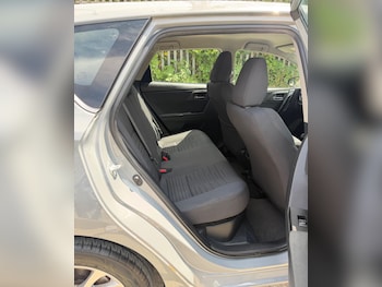 Used Toyota Auris 2019 for sale - 79160392: Photo