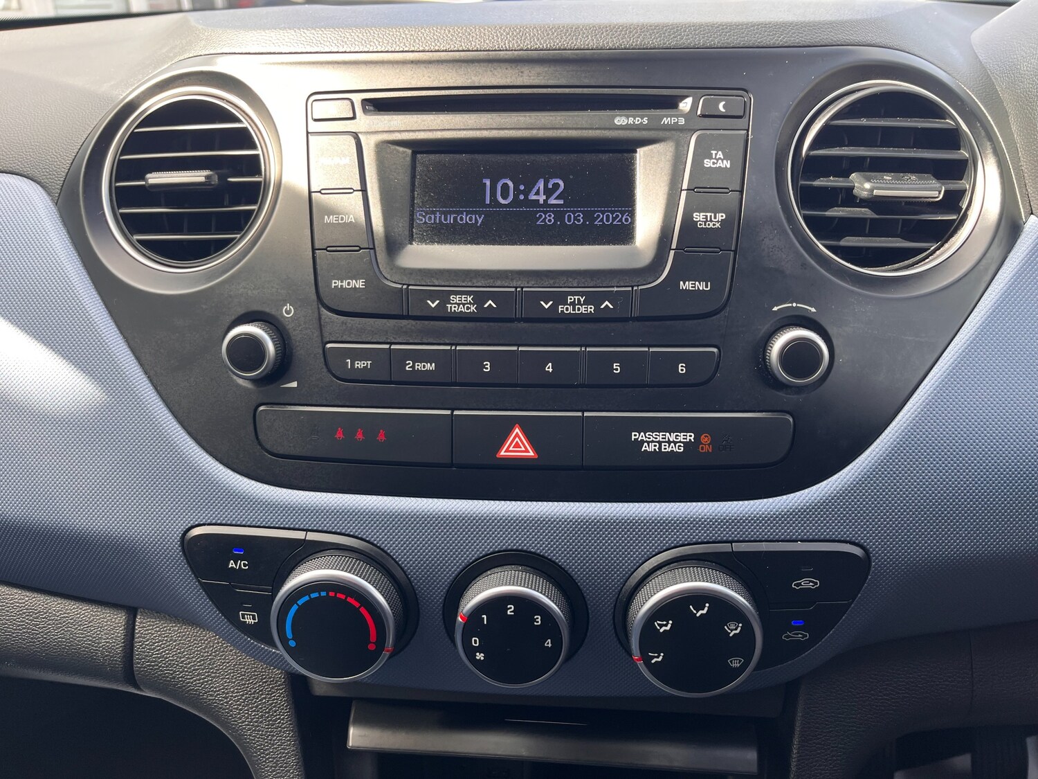 Used Hyundai i10 2015 for sale - 78043804: Photo 21