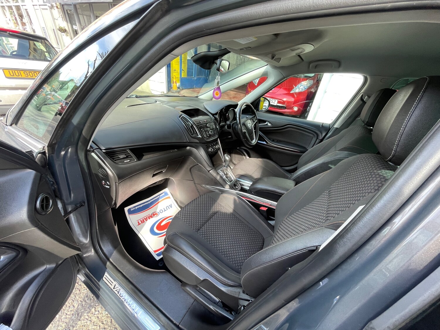 Used Vauxhall Zafira 2015 for sale - 77966522: Photo 10