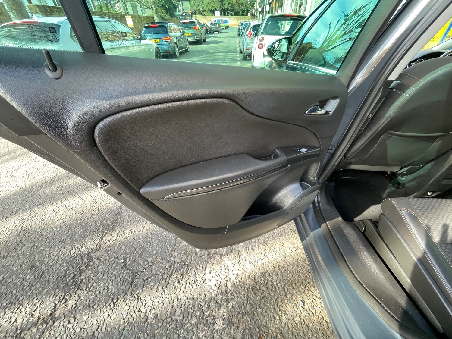 Used Vauxhall Zafira 2015 for sale - 77966522: Photo 12