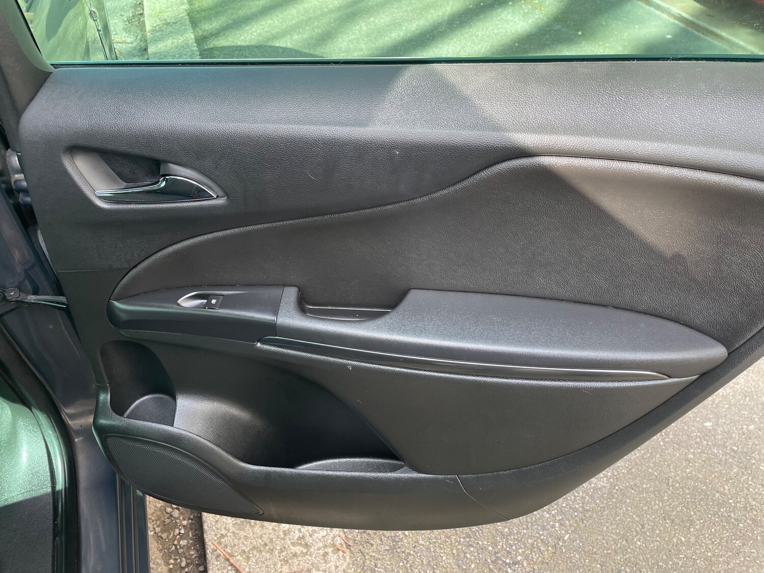 Used Vauxhall Zafira 2015 for sale - 77966522: Photo 17