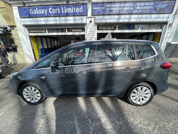 Vauxhall Zafira feature image